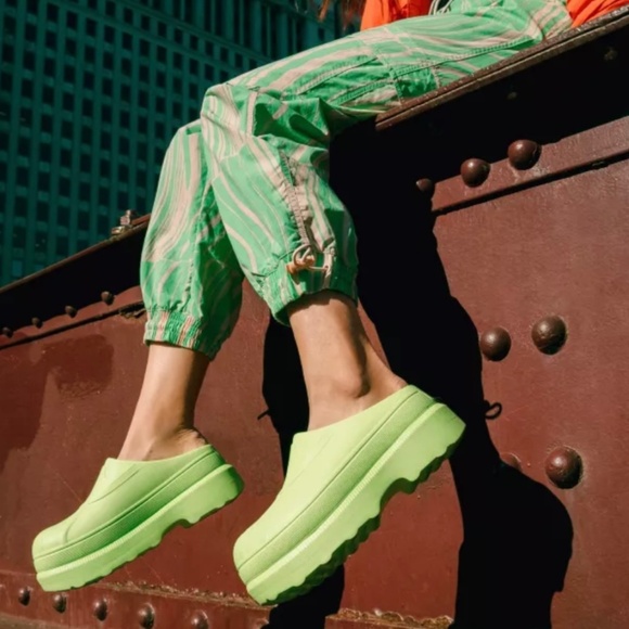 Sorel Clogs NWOT - Picture 5 of 11